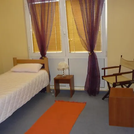 Parliament Hostel Belgrade